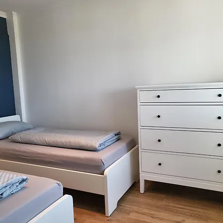 Дом отдыха Ferienhaeuser Diek 21 Diek 21 *